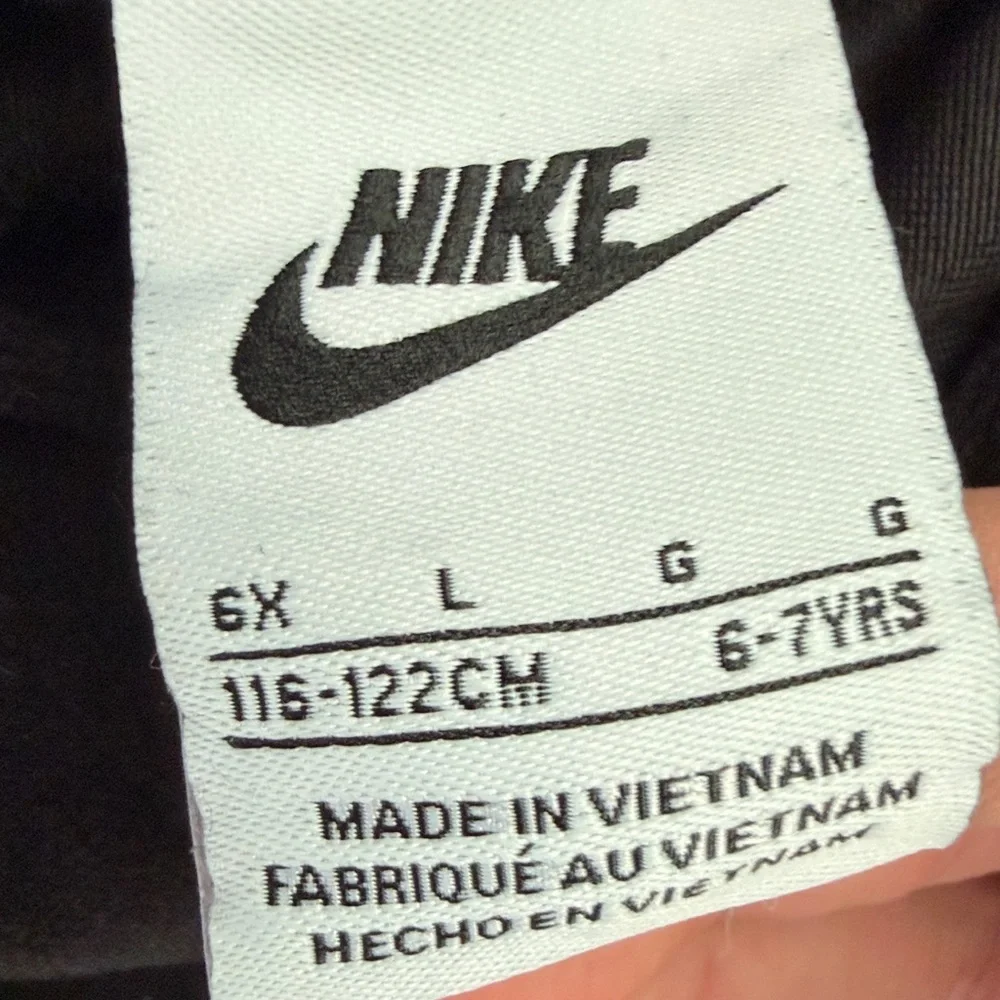 Nike Black Hoodie kids size 6-7years